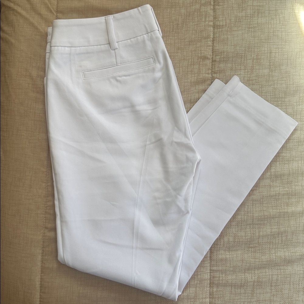 New York & Comoany 7th Ave. Ankle White Pants Size 8
